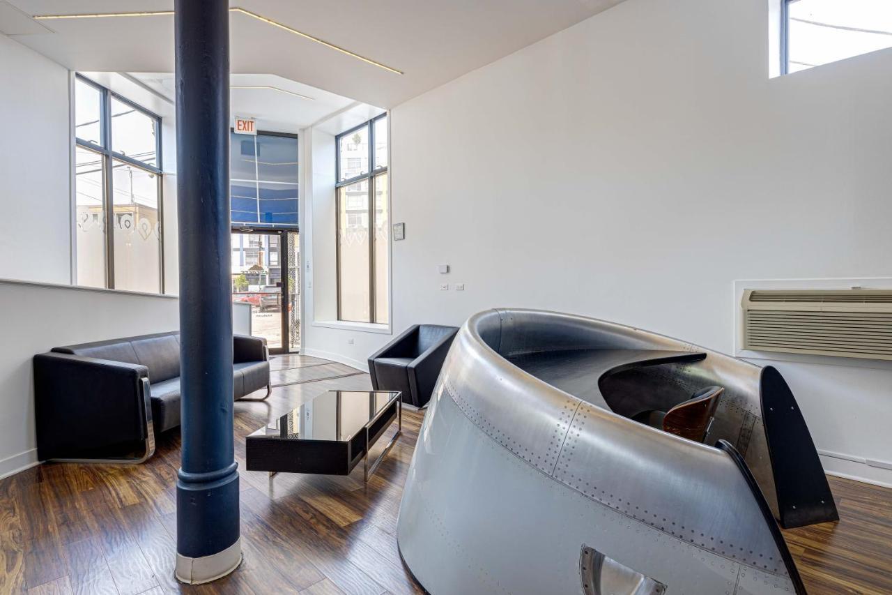 Cabin 105 By 747 Lofts Chicago Exterior foto