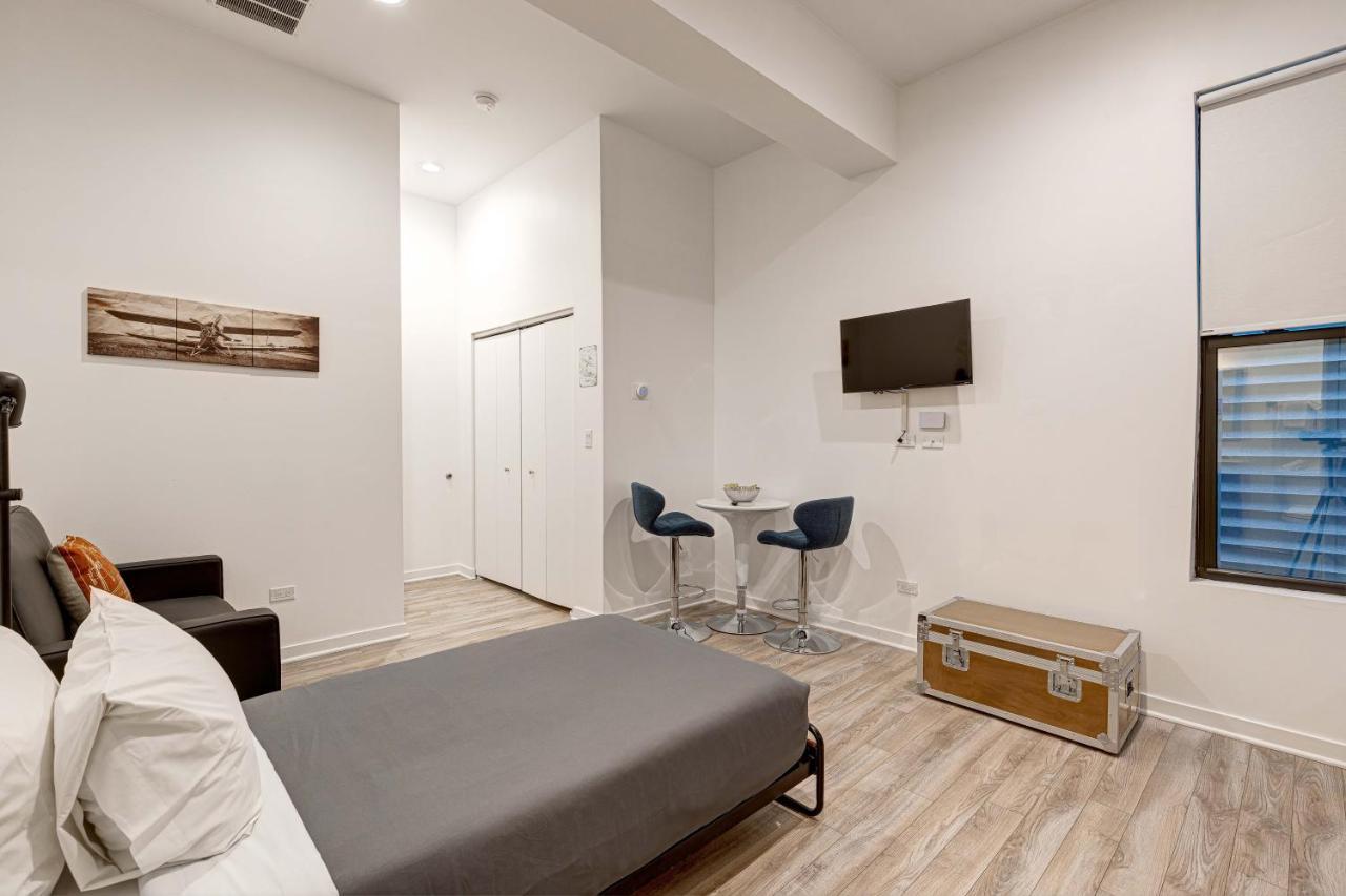 Cabin 105 By 747 Lofts Chicago Exterior foto